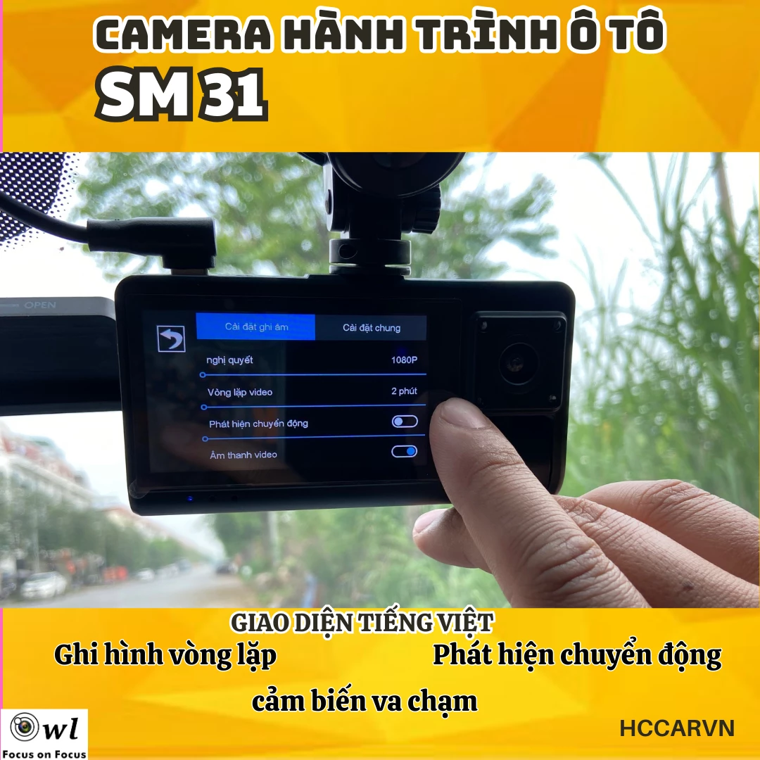 Camera hành trình ghi hình 3 mắt SM31, có kết nối điện thoại, tích hợp camera lùi và hồng ngoại quay trong xe... 3